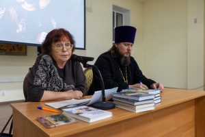 В Казанской духовной семинарии прошла лекция, посвящённая воспитанию подростков