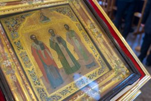В праздник Собора трёх святителей в храме духовной школы состоялась литургия на греческом языке
